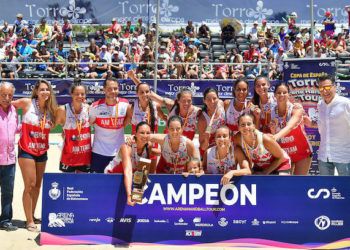 GEA AM Team Almería se corona en la VII Copa de España de balonmano playa