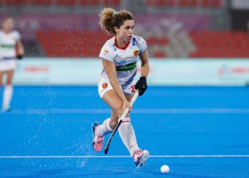 Gigi Oliva iguala el récord de Rocío Ybarra como jugadora con más internacionalidades con las Redsticks