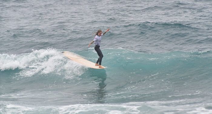 Ginger Caimi, campeona de España de Longboard
