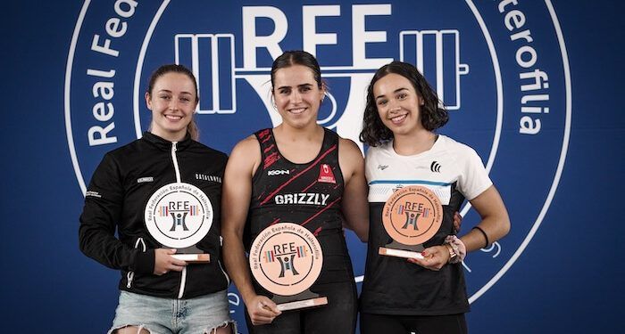 Garoa Martínez fijó las mejores marcas del campeonato de España de halterofilia en La Nucía