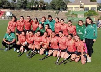 El Giner logra la permanencia y el Valencia tiñe el derbi de blanquinegro