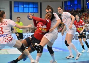 La selección española de balonmano regresa al trabajo en el CAR de Sierra Nevada