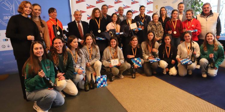 El Náutico de Vigo, ganador de la Regata Isabel Zendal