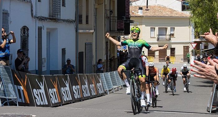 Izaro Etxarri se llevó la victoria en la Cursa Ciclista Ombria del Benicadell