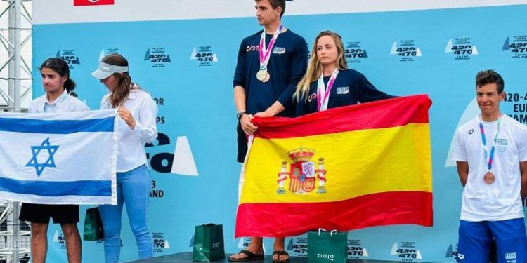 Jaime Wizner y Neus Ballester, campeones de Europa sub 21 de 470