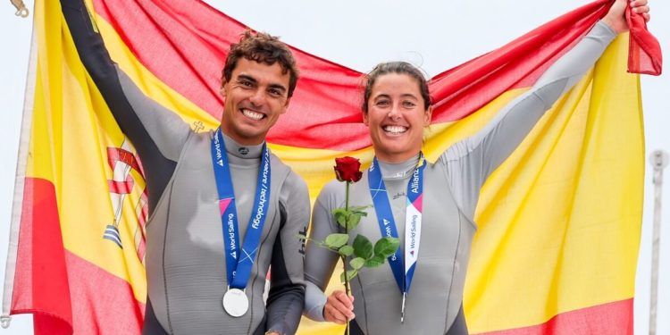 Jordi Xammar y Nora Brugman, plata en la clase 470 en el Mundial de La Haya