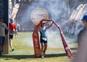 Judith Corachán se proclamó campeona de España de triatlón larga distancia 2025