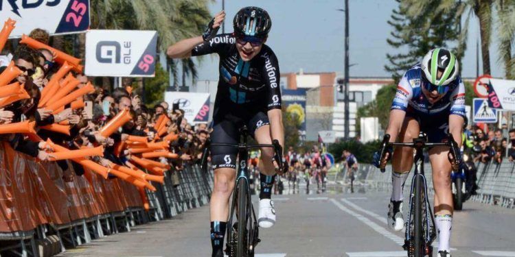 Justin Ghekiere sorprende y vence la VII Setmana Ciclista