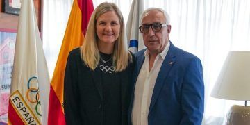 Kirsty Coventry visitó el Comité Olímpico Español y se reunió con Alejandro Blanco