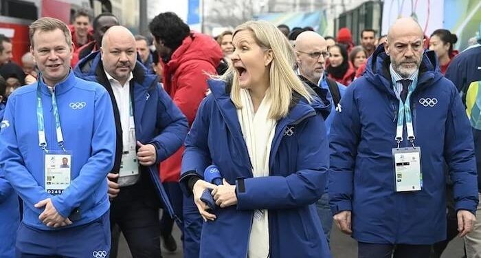 Kirsty Coventry, presidenta del COI, pide «mantener el deporte como un territorio neutral»