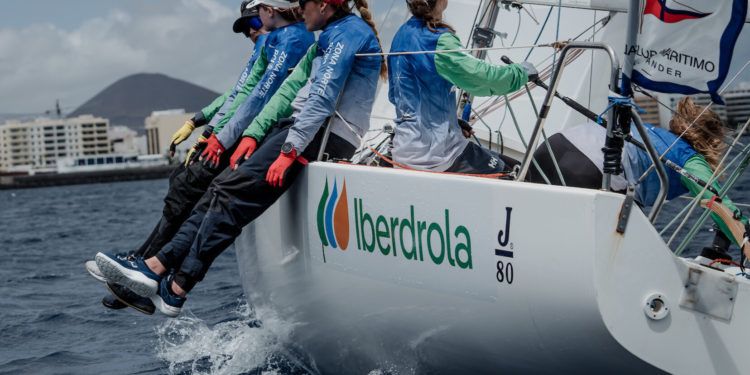 El RCM Santander se impuso en el tercer evento de la Liga Femenina de vela