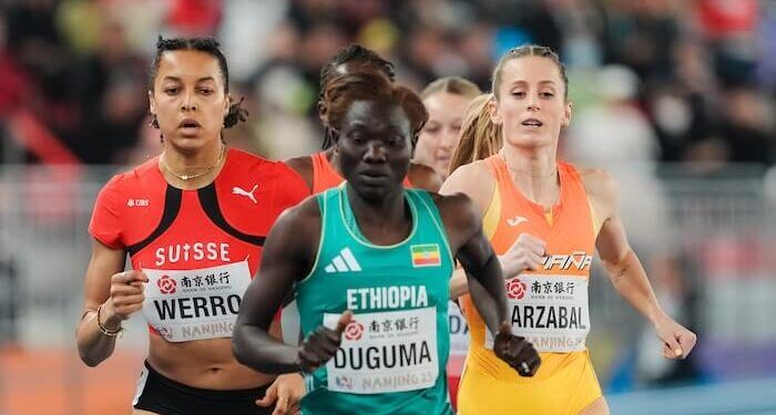 Lorea Ibarzabal avanzó a semifinales del 800 en el Mundial de Nanjing