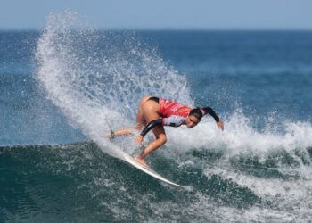 La grancanara Lucía Machado conquista el VII Open LPA Surf City
