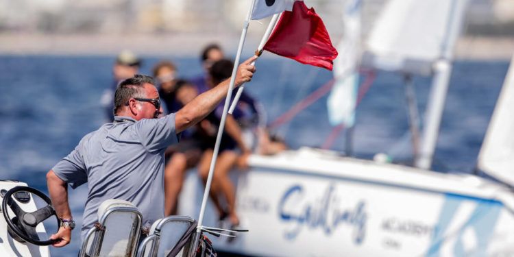 Luky Serrano: «En la vela española faltan jueces y oficiales»