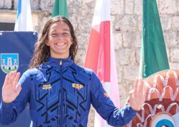 María de Valdés, bronce en la distancia 5K en el Europeo de aguas abiertas