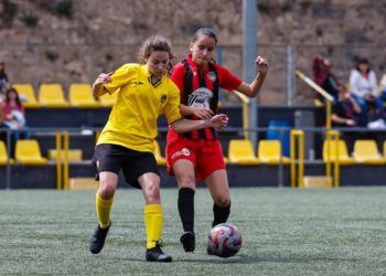 La IV Valencia Cup Girls arrancó con el desarrollo de 40 partidos en una intensa y competida jornada