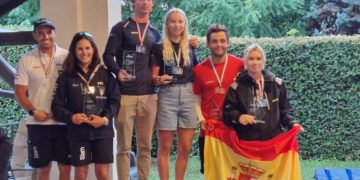 Iset Segura y Marcos Fernández, bronce en el Mundial junior de Nacra 17