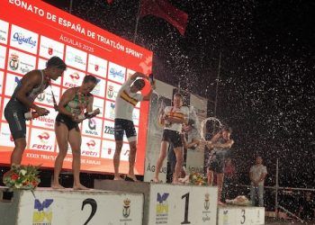 Maite Jiménez-Orta ganó el campeonato de España de triatlón sprint 2025 en Águilas