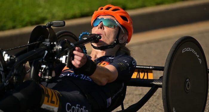 Manuela Vos revalidó su título mundial de ruta H1 y sumó el tercer metal para España en Huntsville