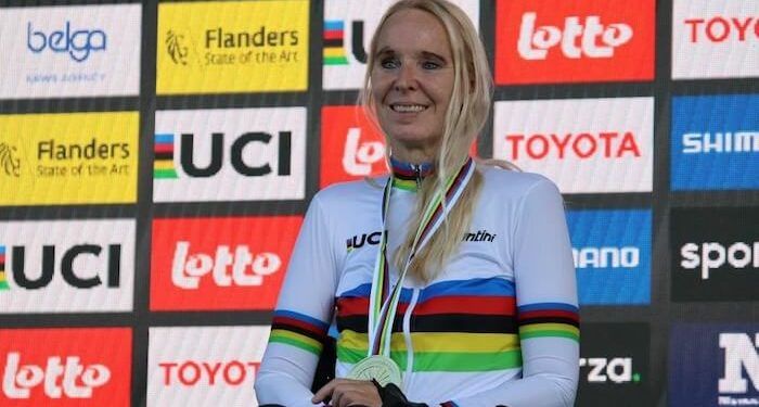 Manuela Vos se proclamó campeona del Mundo de ciclismo paralímpico