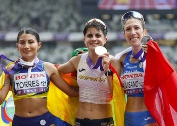 María Pérez revalidó su título de campeona del mundo en 35 Km en Tokio