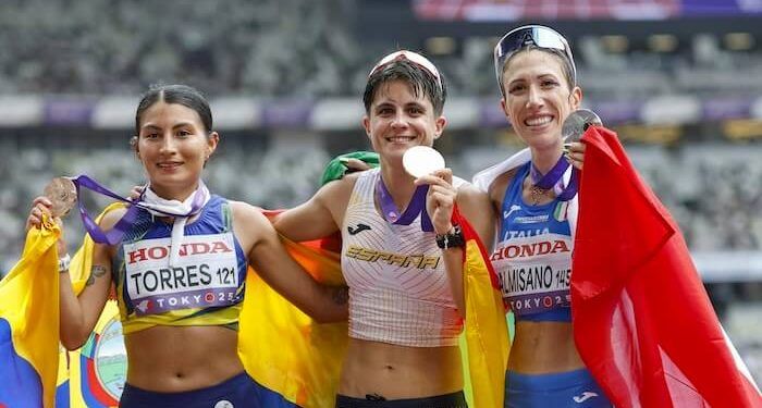 María Pérez revalidó su título de campeona del mundo en 35 Km en Tokio