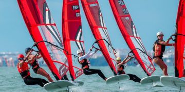 Martina Mantovani, regatista del RCN de Valencia, plata en el Mundial de iQFOil
