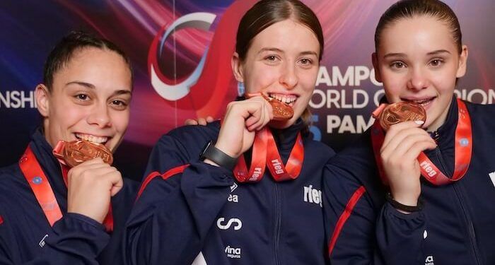 Melania Rodríguez, Marta López y Loreto Tuñón, bronce en DMT en el Mundial de trampolín