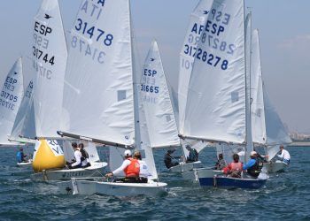 El Real Club Náutico de Valencia organiza el Mundial TAP Juvenil de Snipe