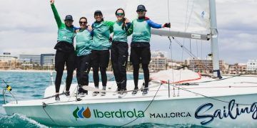 El Natulim Sailing Team logró la victoria en la Liga Iberdrola en la prueba del CN Arenal