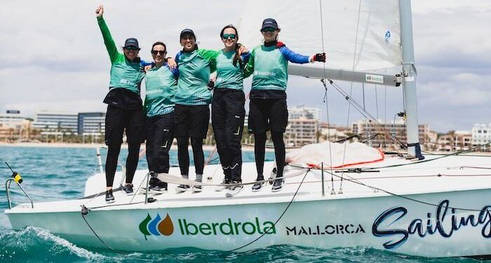 El Natulim Sailing Team logró la victoria en la Liga Iberdrola en la prueba del CN Arenal