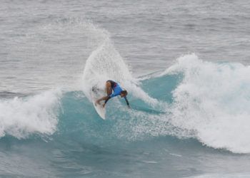 La ola de Punta Blanca corona a Nadia Erostarbe