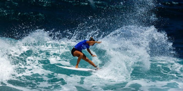 Nadia Erostarbe hace historia para el surf en España y logra plaza para París 2024