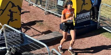 Naiara Irigoyen, mejor española en la Vertical Uphill, que ganó la alemana Nina Engelhard