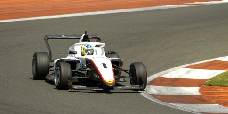 El Circuit Ricardo Tormo recibe por primera vez una prueba de automovilismo femenino