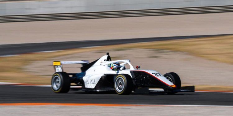 Nerea Martí se estrena con el F4 de Campos Racing en las GT Winter Series del Ricardo Tormo