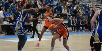 Valencia Basket ganó en Ardoi y firma un balance de 8-0 en la LF Endesa