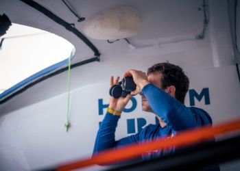 Los doldrums atacan a la flota de The Ocean Race