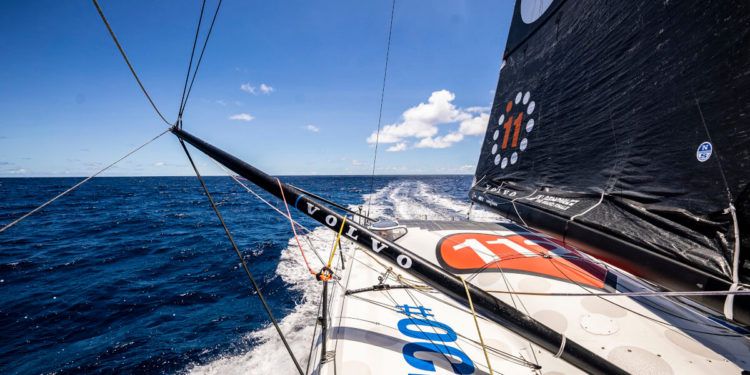 El fin de semana benefició a ’11th Hour Racing’ y a ‘Malizia’ en el final de la etapa segunda de The Ocean Race