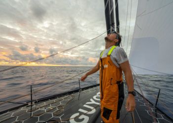 La opción del oeste ha sido la ganadora en las últimas 24 horas a medida que la flota de The Ocean Race se comprime