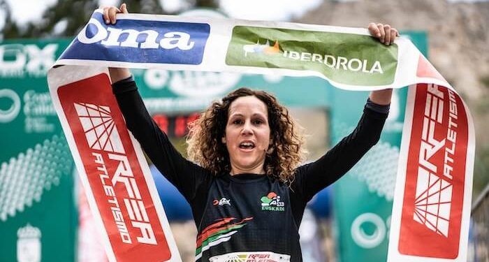 Estefanía Fernández se coronó reina del K1 en España en Sevilla