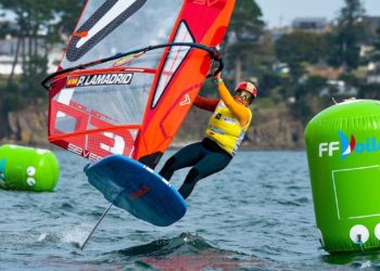 Pilar Lamadrid, quinta en el Mundial de iQFoil