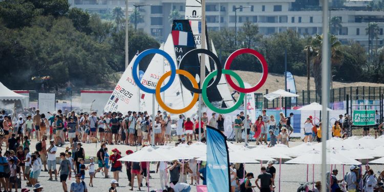 Botín y Trittel, octavos en la general en un día sin apenas viento en Marsella