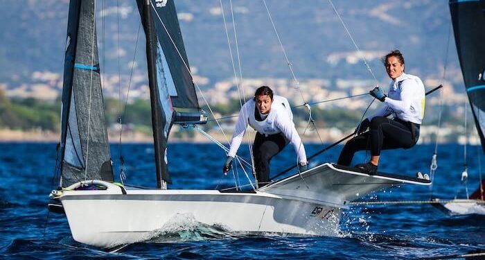 Paula Barceló y María Cantero sostienen el segundo puesto en el Mundial de 49er FX