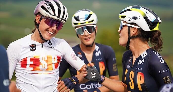 Paula Blasi, sexta al paso por la meta tras el muro final de la tercera etapa del Tour del Porvenir