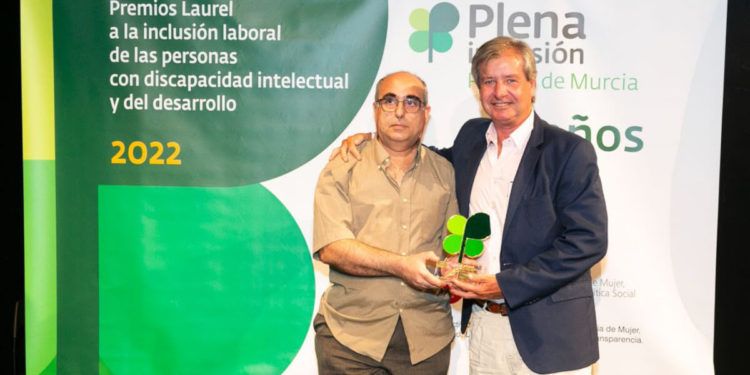 Petete Rubio recibió el Premio Laurel en la Categoría de Apoyo a un Centro Especial, a propuesta de Astus