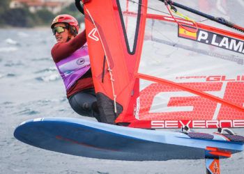 Pilar Lamadrid aspira a los puestos de privilegio del Mundial de la clase iQFoil