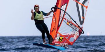 Pilar Lamadrid y Sam Sills continúan líderes tras una jornada muy exigente en los Lanzarote iQFOil Games