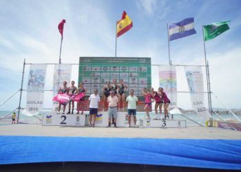 Cidade de Lugo Fluvial gana el campeonato de España de Triatlón por relevos femenino en Águilas