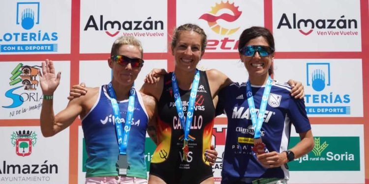 Marta Cabello gana el campeonato de España de duatlón cross 2023 en Almazán